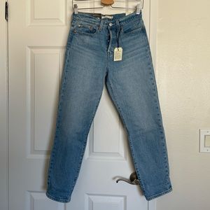 levi’s wedgie tapered jeans